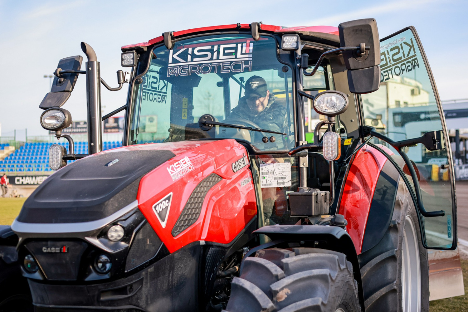 Mocne wsparcie przy Legionów od firmy Kisiel Agrotech!