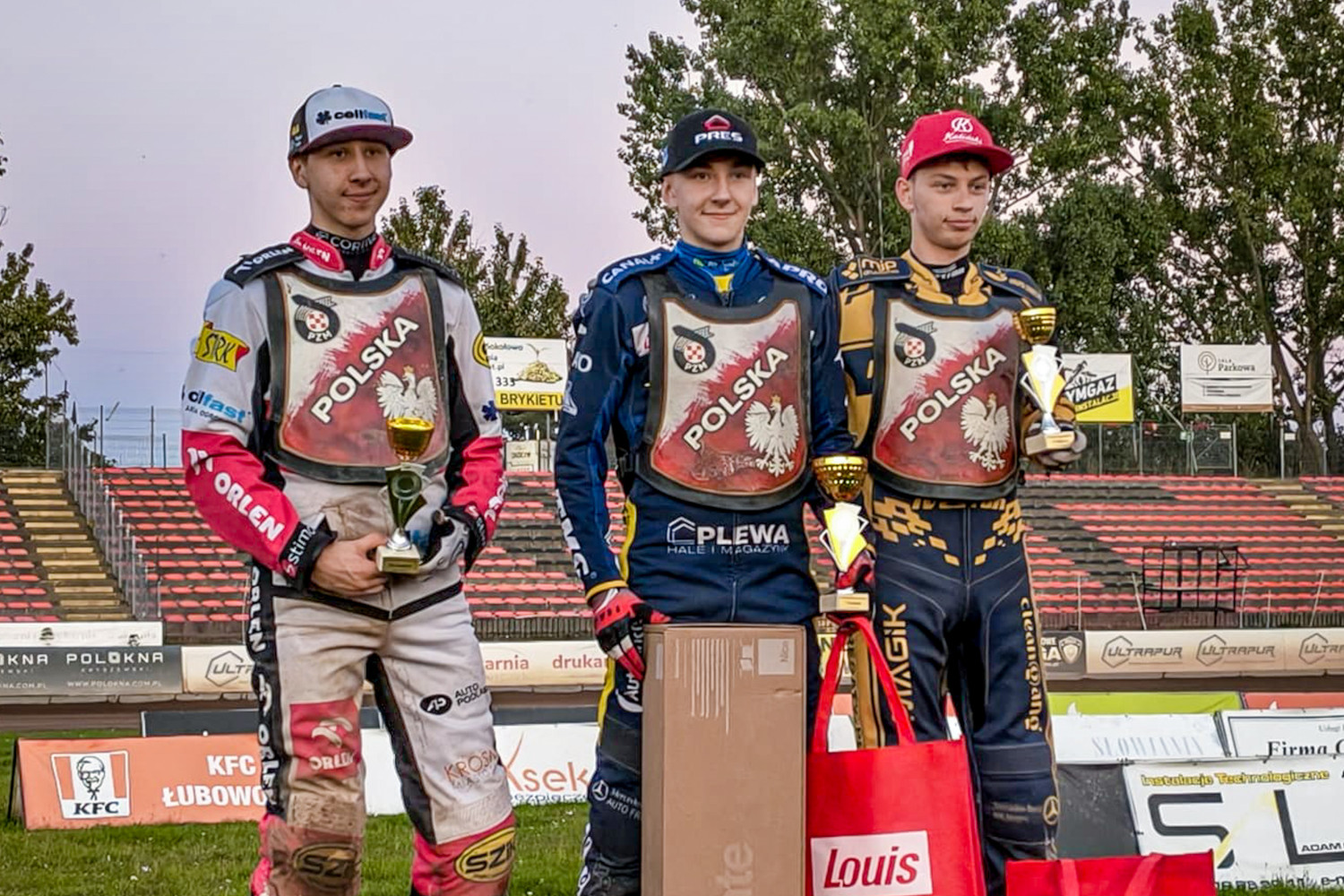 Oskar Kręglicki na podium Zaplecza Kadry Juniorów w Gnieźnie